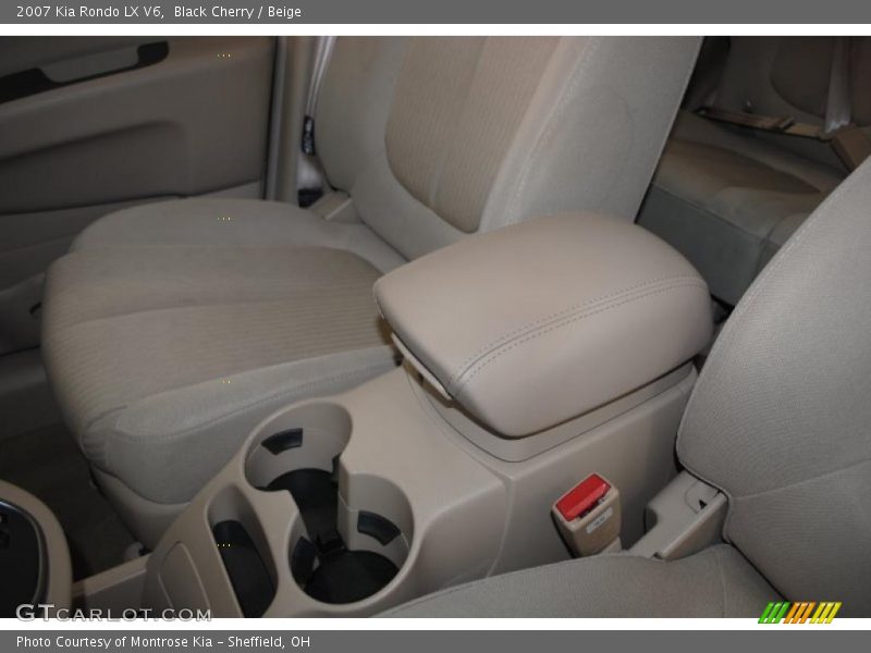 Black Cherry / Beige 2007 Kia Rondo LX V6