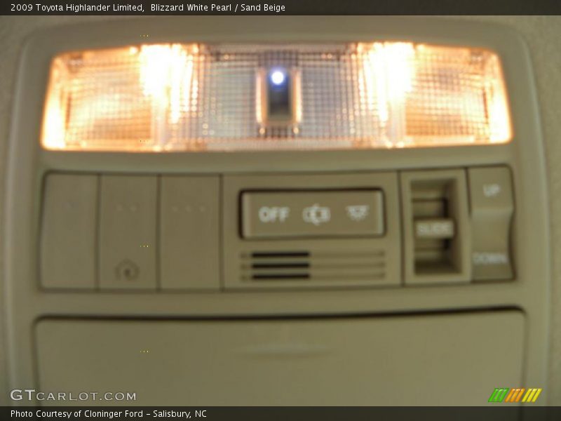 Blizzard White Pearl / Sand Beige 2009 Toyota Highlander Limited