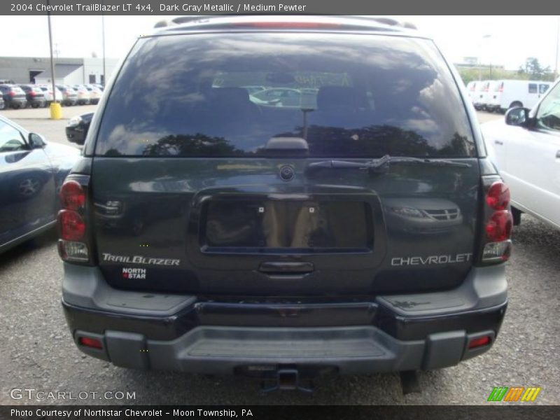 Dark Gray Metallic / Medium Pewter 2004 Chevrolet TrailBlazer LT 4x4