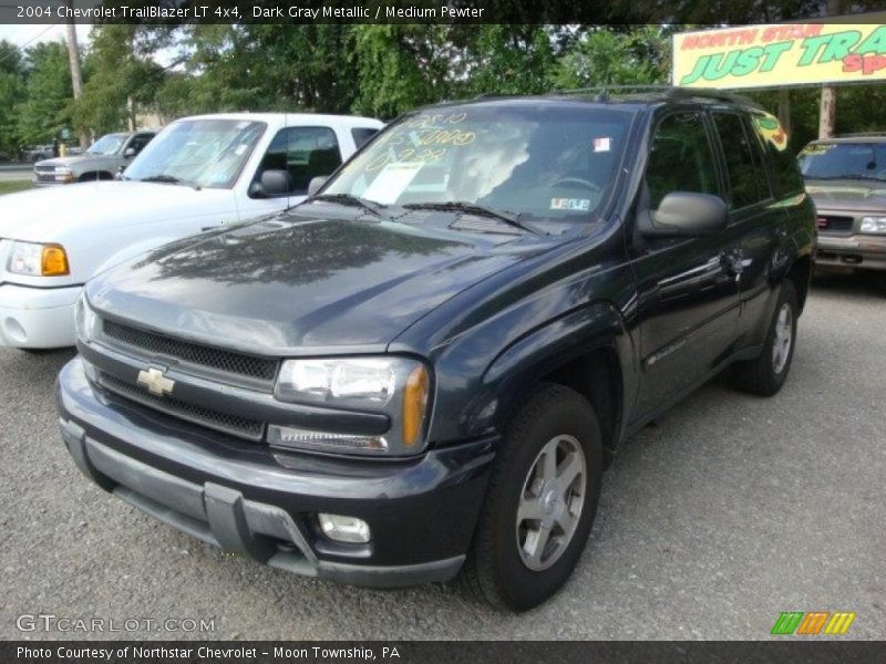 Dark Gray Metallic / Medium Pewter 2004 Chevrolet TrailBlazer LT 4x4