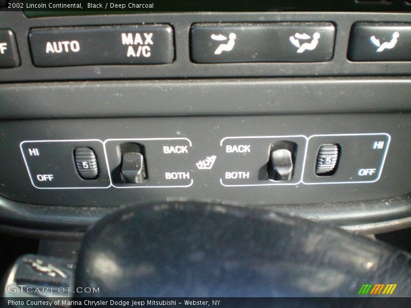 Black / Deep Charcoal 2002 Lincoln Continental