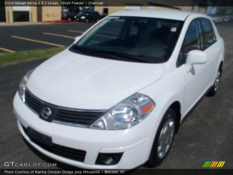 Fresh Powder / Charcoal 2009 Nissan Versa 1.8 S Sedan