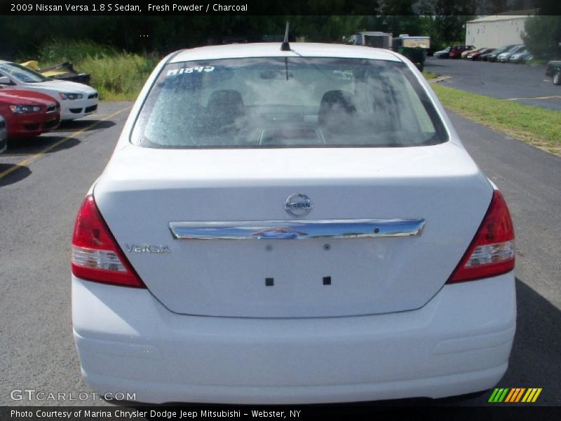 Fresh Powder / Charcoal 2009 Nissan Versa 1.8 S Sedan