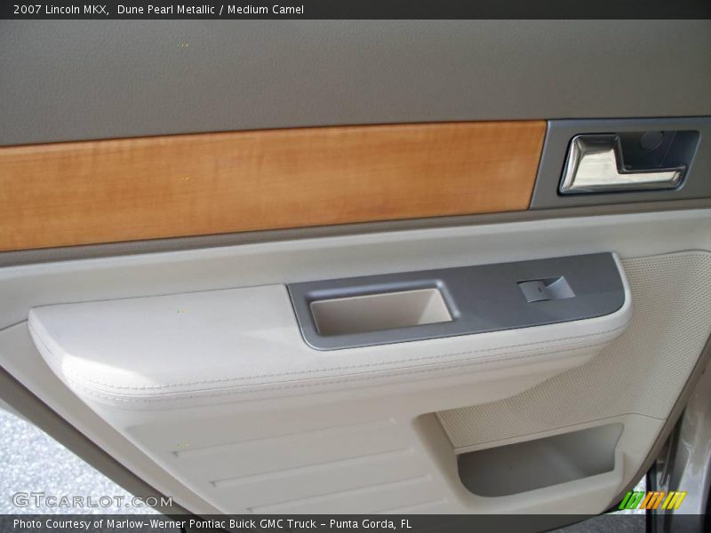 Dune Pearl Metallic / Medium Camel 2007 Lincoln MKX