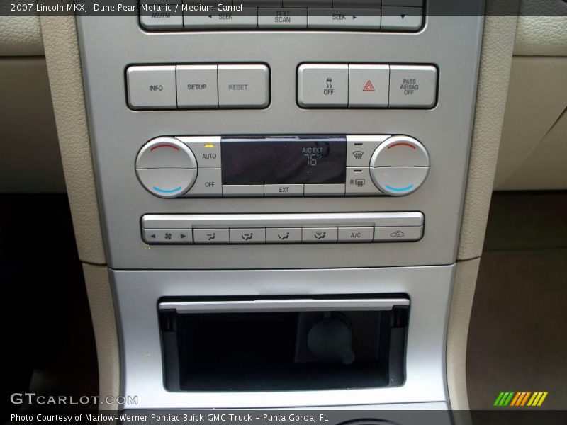 Dune Pearl Metallic / Medium Camel 2007 Lincoln MKX