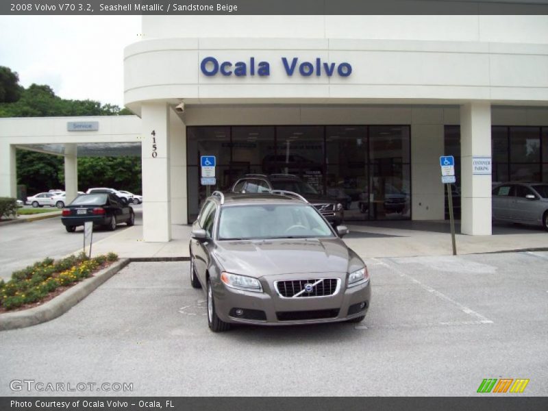 Seashell Metallic / Sandstone Beige 2008 Volvo V70 3.2