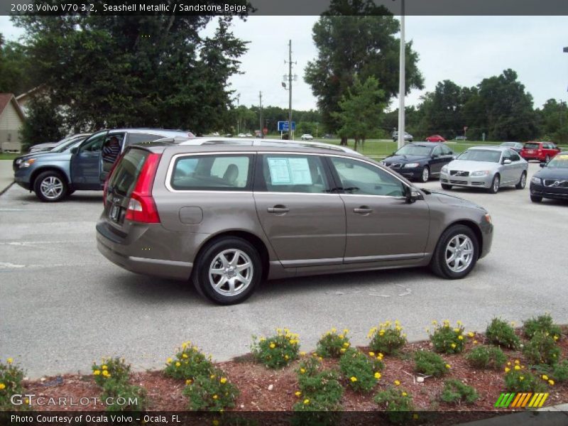 Seashell Metallic / Sandstone Beige 2008 Volvo V70 3.2