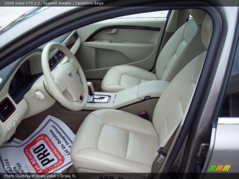 Seashell Metallic / Sandstone Beige 2008 Volvo V70 3.2