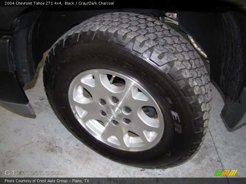 Black / Gray/Dark Charcoal 2004 Chevrolet Tahoe Z71 4x4