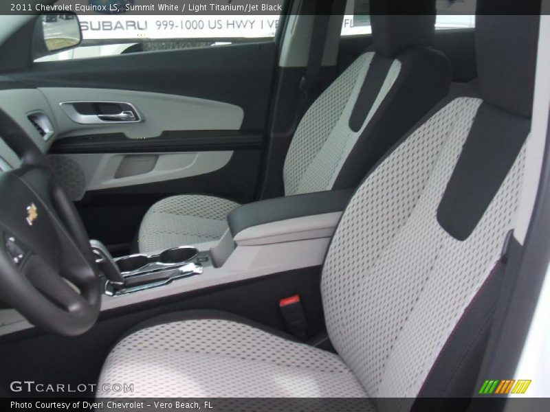 Summit White / Light Titanium/Jet Black 2011 Chevrolet Equinox LS