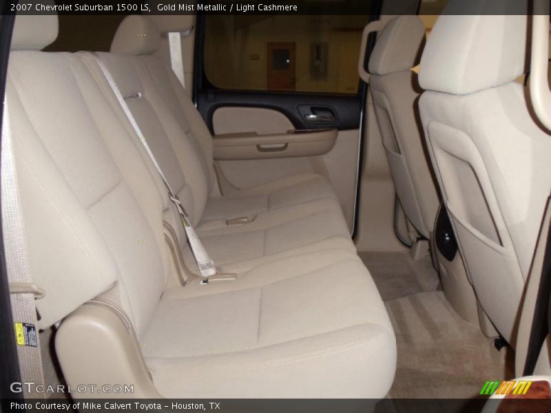 Gold Mist Metallic / Light Cashmere 2007 Chevrolet Suburban 1500 LS