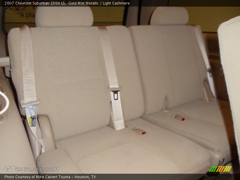 Gold Mist Metallic / Light Cashmere 2007 Chevrolet Suburban 1500 LS