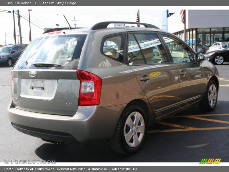 Titanium Gray / Beige 2009 Kia Rondo LX