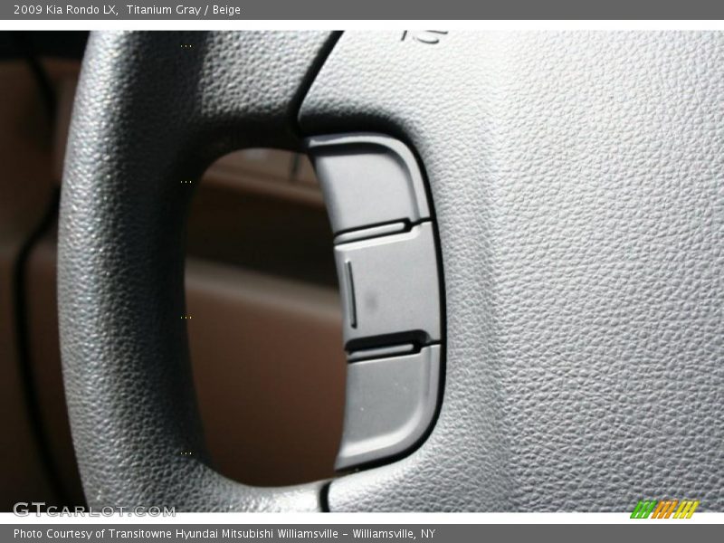 Titanium Gray / Beige 2009 Kia Rondo LX