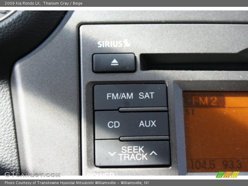 Titanium Gray / Beige 2009 Kia Rondo LX
