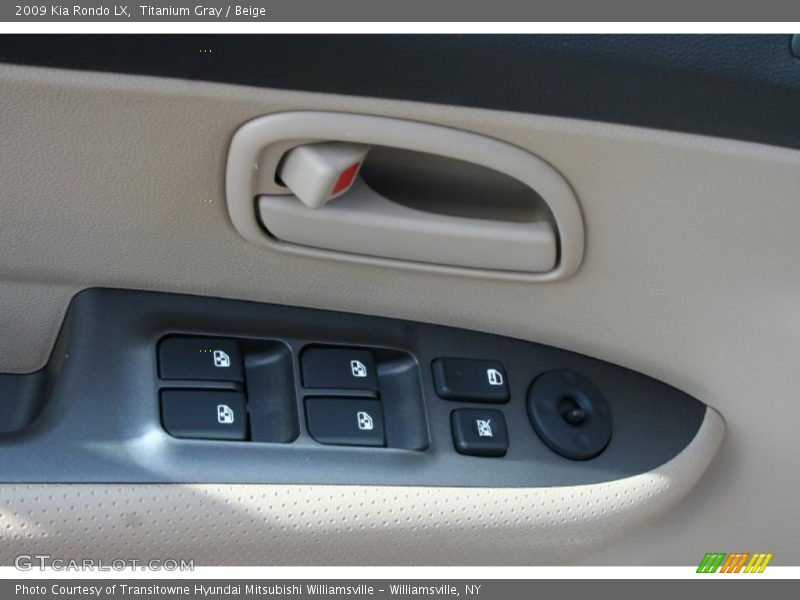 Titanium Gray / Beige 2009 Kia Rondo LX