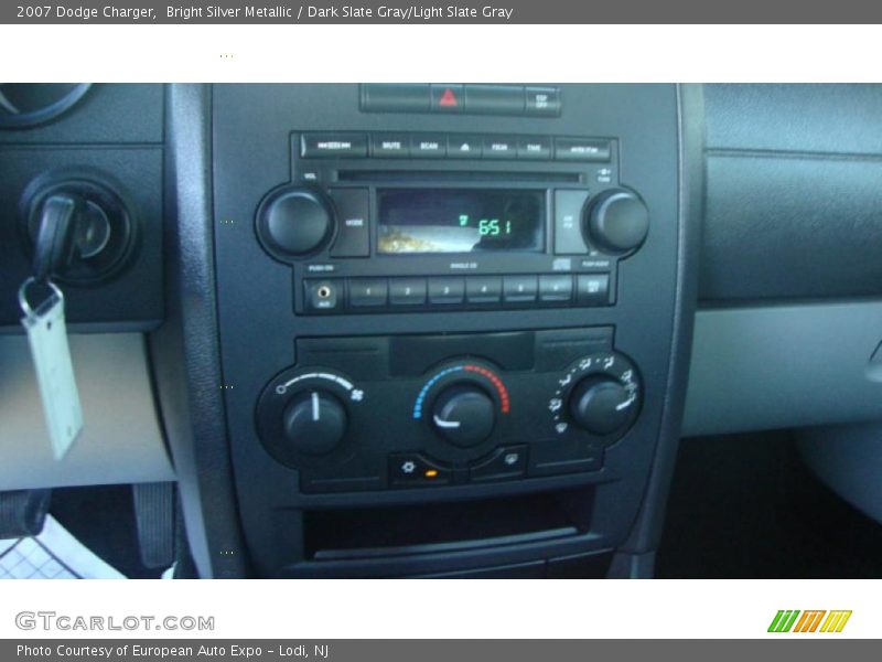 Bright Silver Metallic / Dark Slate Gray/Light Slate Gray 2007 Dodge Charger