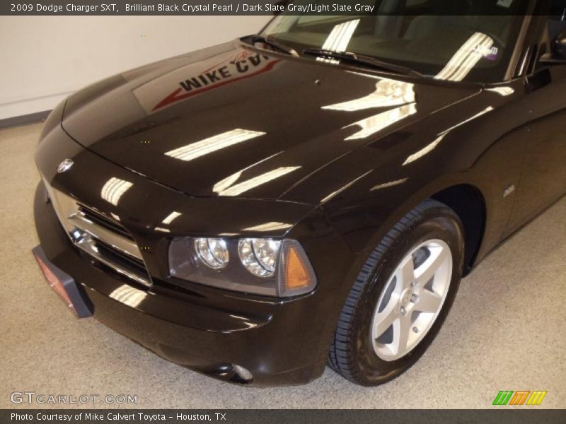 Brilliant Black Crystal Pearl / Dark Slate Gray/Light Slate Gray 2009 Dodge Charger SXT