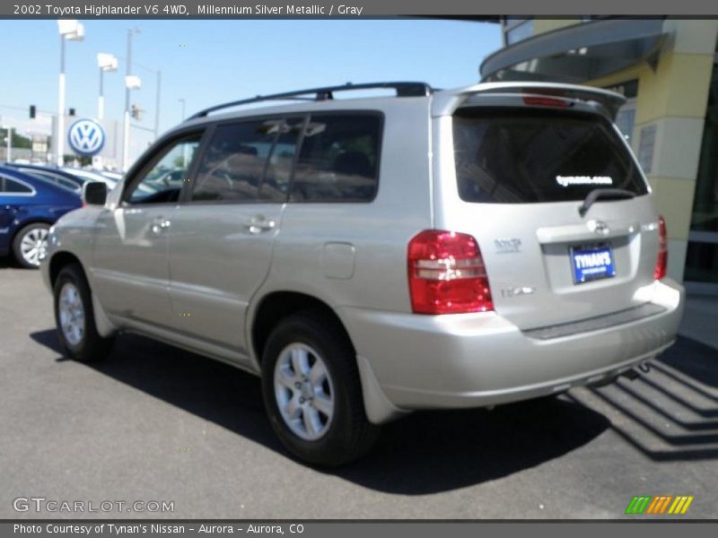 Millennium Silver Metallic / Gray 2002 Toyota Highlander V6 4WD