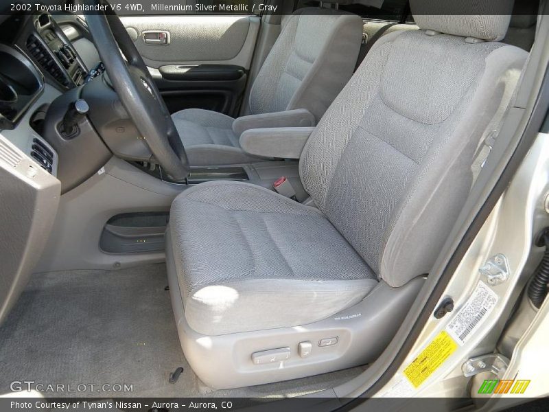 Millennium Silver Metallic / Gray 2002 Toyota Highlander V6 4WD