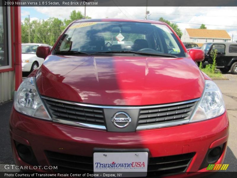 Red Brick / Charcoal 2009 Nissan Versa 1.8 S Sedan
