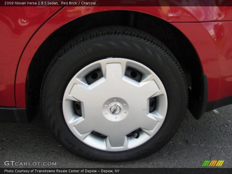 Red Brick / Charcoal 2009 Nissan Versa 1.8 S Sedan