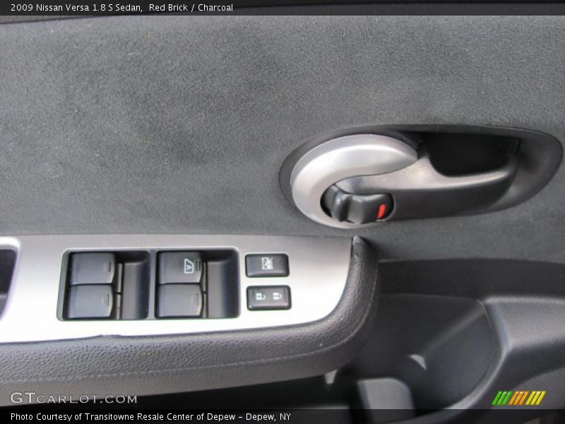 Red Brick / Charcoal 2009 Nissan Versa 1.8 S Sedan