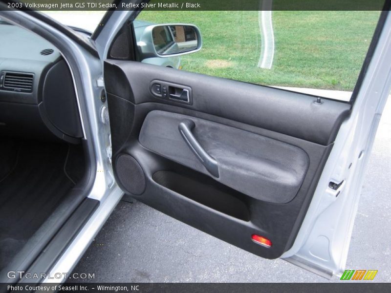 Reflex Silver Metallic / Black 2003 Volkswagen Jetta GLS TDI Sedan