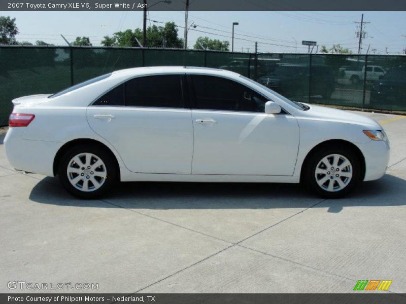 Super White / Ash 2007 Toyota Camry XLE V6