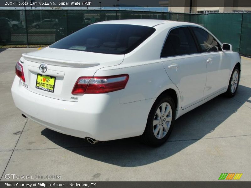 Super White / Ash 2007 Toyota Camry XLE V6