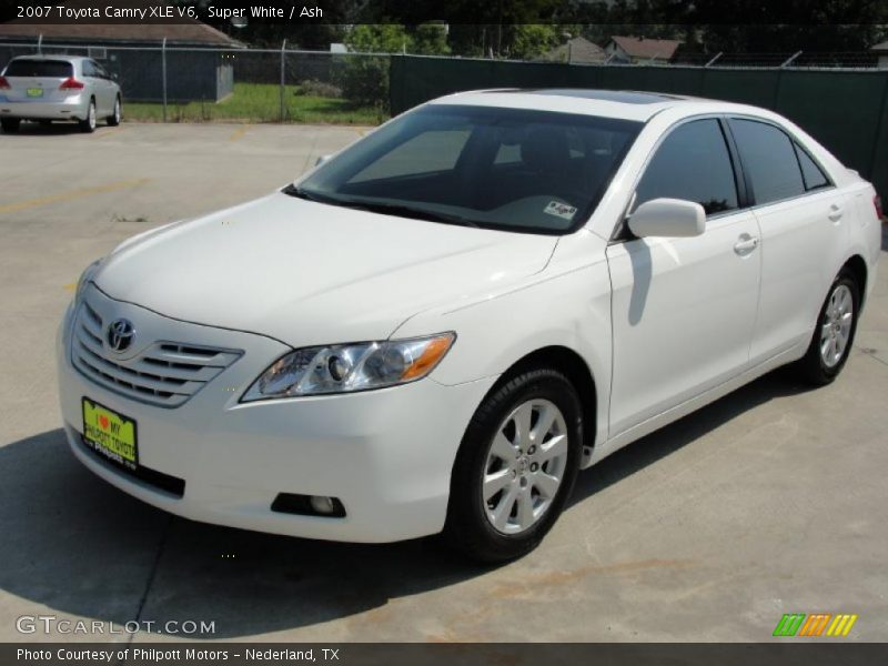 Super White / Ash 2007 Toyota Camry XLE V6