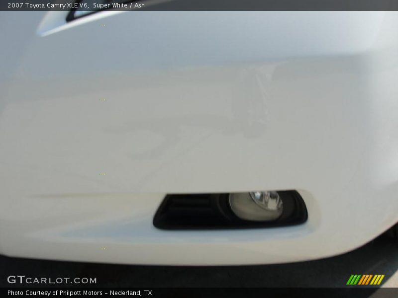 Super White / Ash 2007 Toyota Camry XLE V6