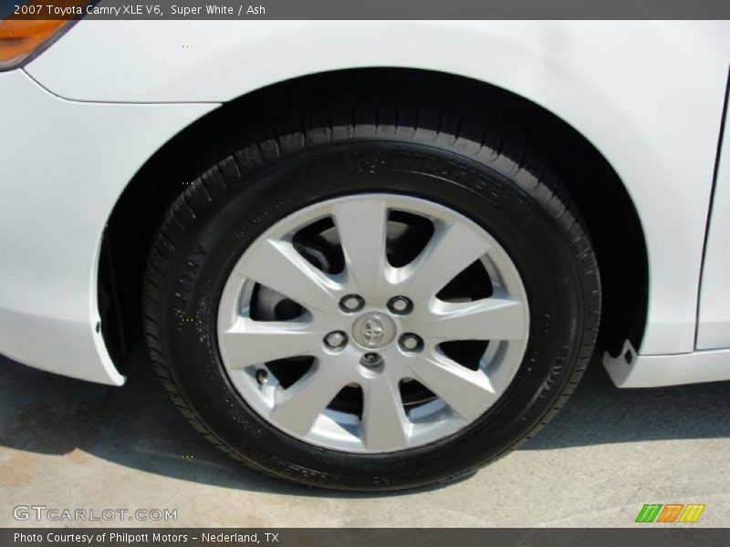 Super White / Ash 2007 Toyota Camry XLE V6