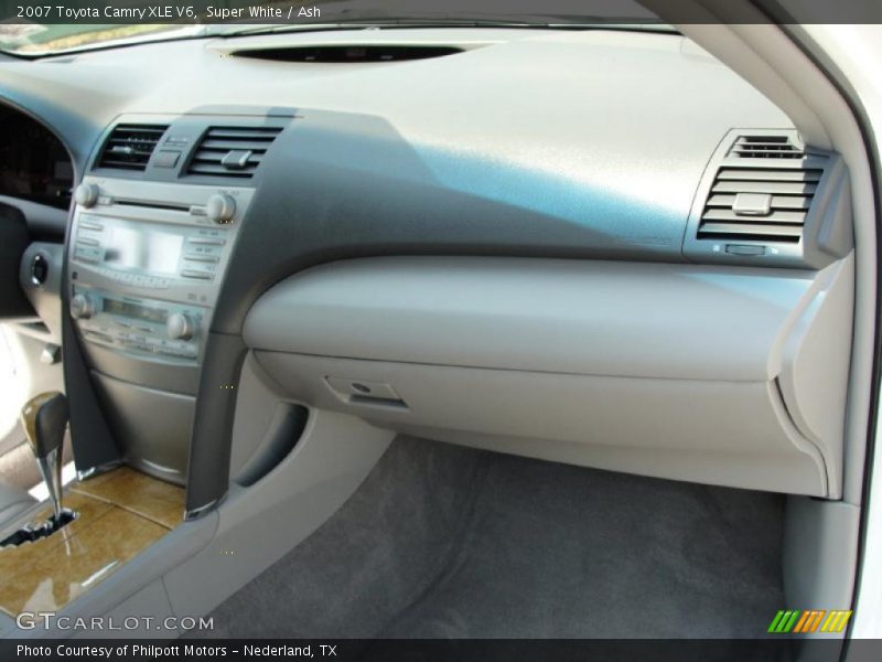 Super White / Ash 2007 Toyota Camry XLE V6