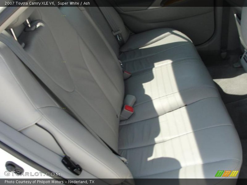 Super White / Ash 2007 Toyota Camry XLE V6