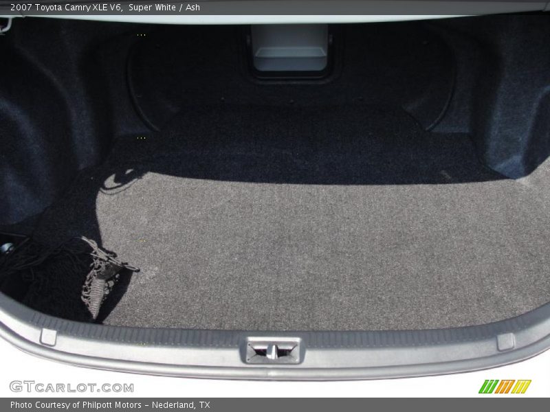 Super White / Ash 2007 Toyota Camry XLE V6