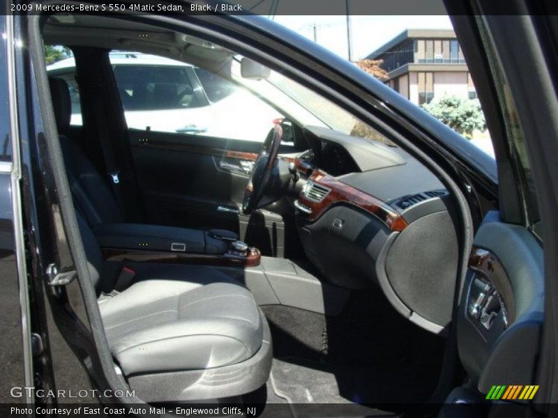 Black / Black 2009 Mercedes-Benz S 550 4Matic Sedan