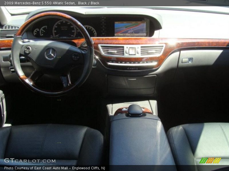 Black / Black 2009 Mercedes-Benz S 550 4Matic Sedan