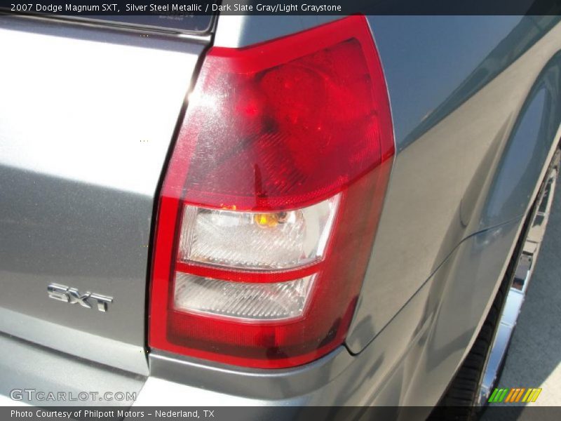 Silver Steel Metallic / Dark Slate Gray/Light Graystone 2007 Dodge Magnum SXT