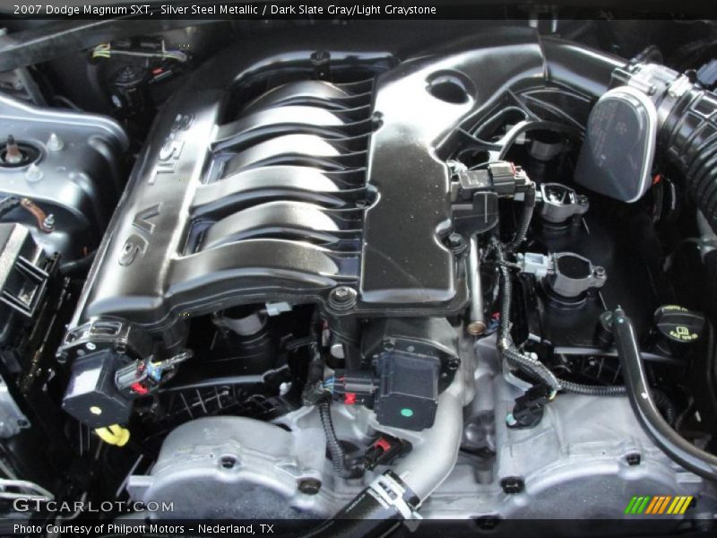 Silver Steel Metallic / Dark Slate Gray/Light Graystone 2007 Dodge Magnum SXT