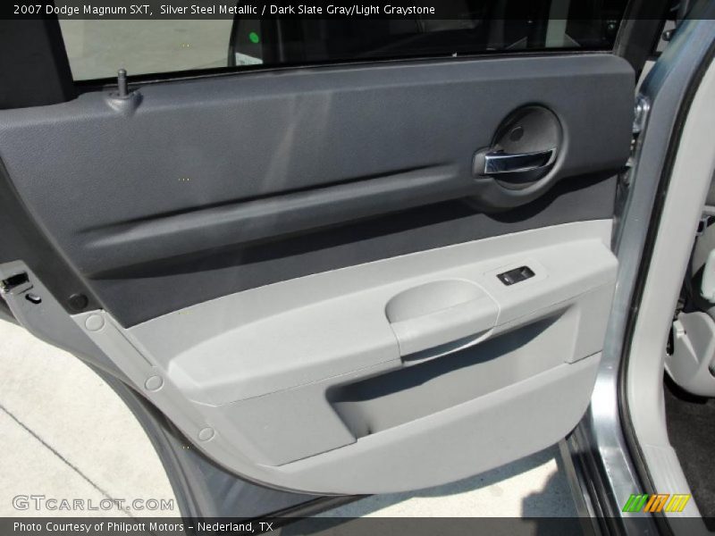Silver Steel Metallic / Dark Slate Gray/Light Graystone 2007 Dodge Magnum SXT