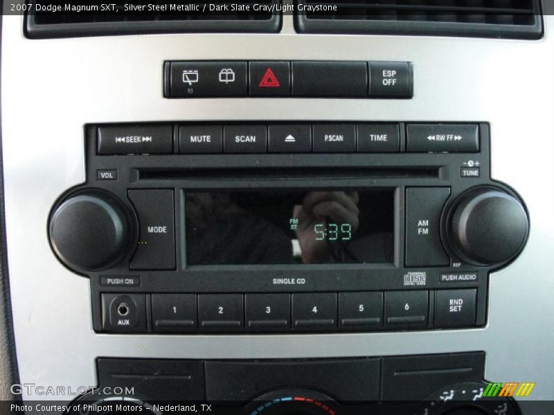 Silver Steel Metallic / Dark Slate Gray/Light Graystone 2007 Dodge Magnum SXT
