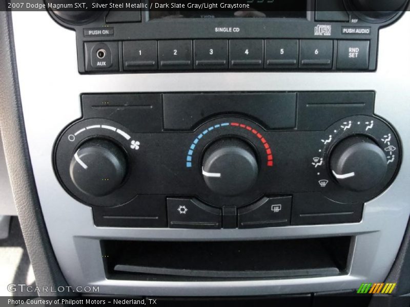 Silver Steel Metallic / Dark Slate Gray/Light Graystone 2007 Dodge Magnum SXT