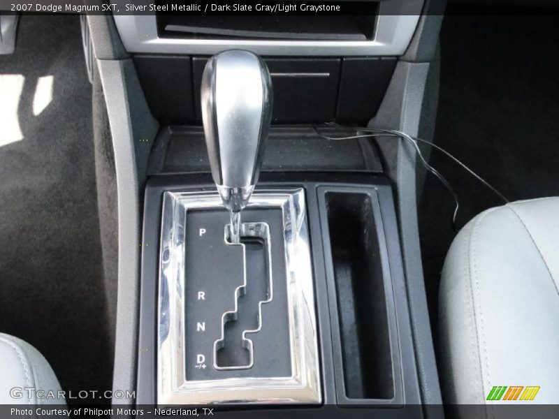 Silver Steel Metallic / Dark Slate Gray/Light Graystone 2007 Dodge Magnum SXT
