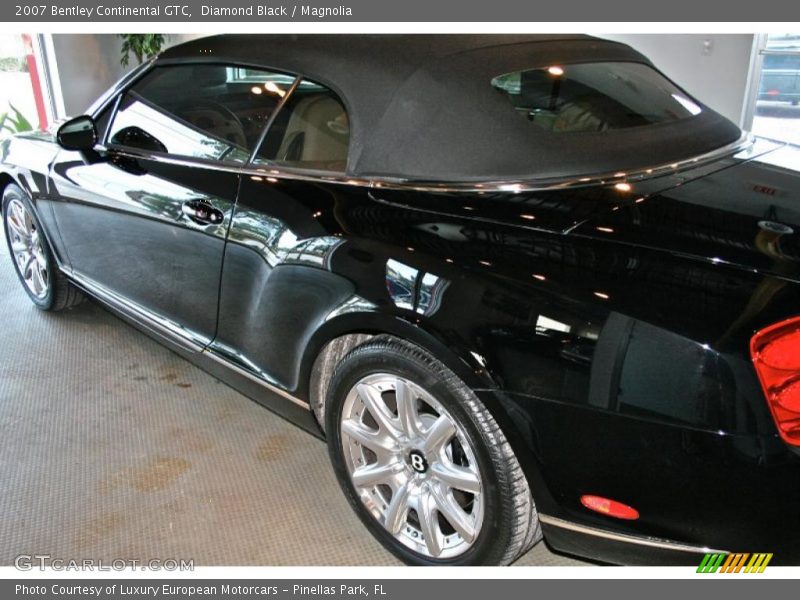 Diamond Black / Magnolia 2007 Bentley Continental GTC