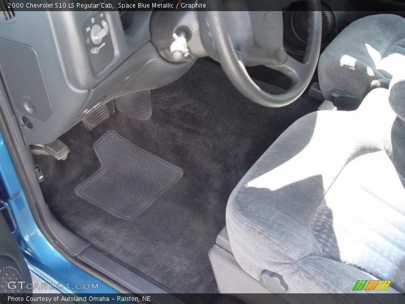Space Blue Metallic / Graphite 2000 Chevrolet S10 LS Regular Cab