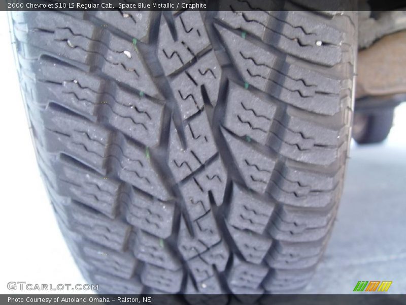 Space Blue Metallic / Graphite 2000 Chevrolet S10 LS Regular Cab
