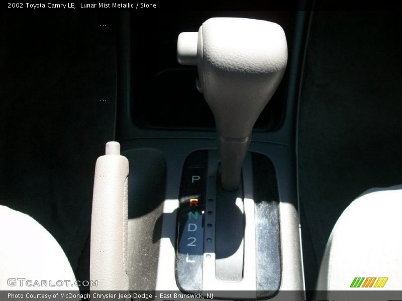 Lunar Mist Metallic / Stone 2002 Toyota Camry LE