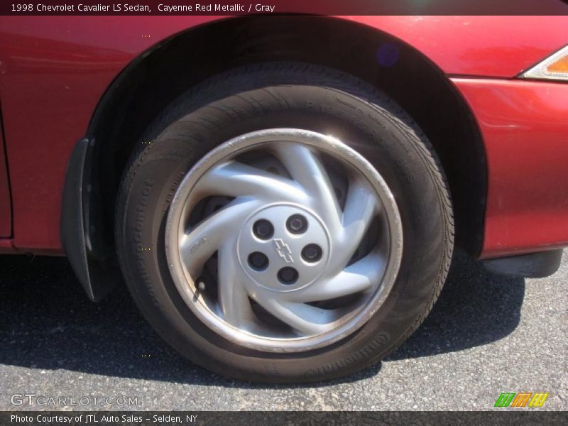 Cayenne Red Metallic / Gray 1998 Chevrolet Cavalier LS Sedan