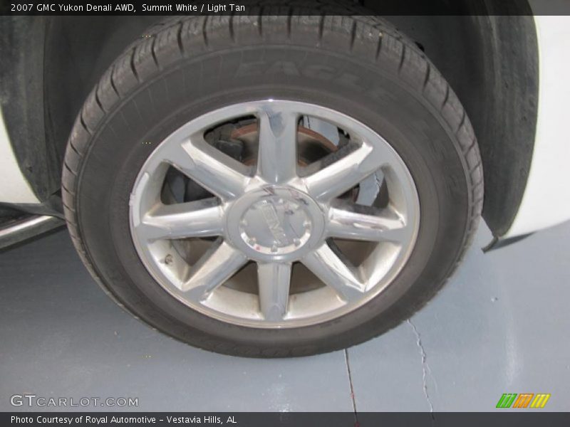 Summit White / Light Tan 2007 GMC Yukon Denali AWD